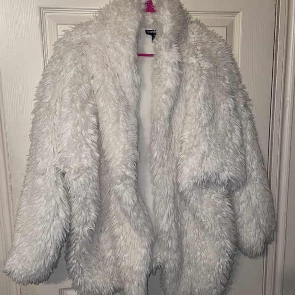 🤍⚡️EXPRESS WHITE FAUX FUR SHERPA JACKET/COAT ⚡️🤍 - Picture 3 of 8